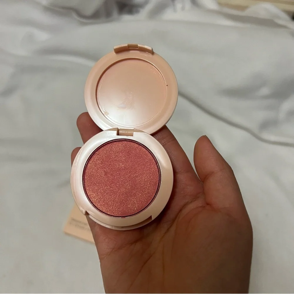 Cinta London CL Cheeky Flush Blush remind me